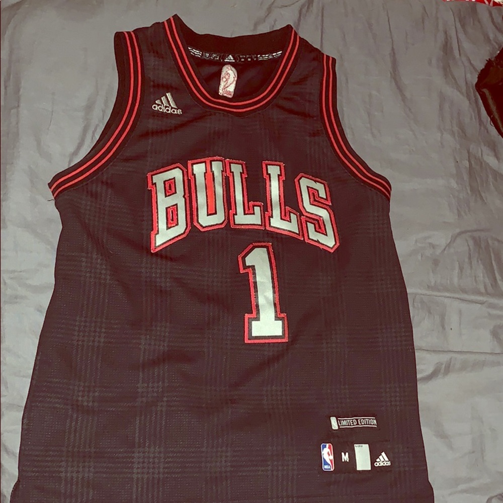 Limited edition NBA Derrick Rose Jersey